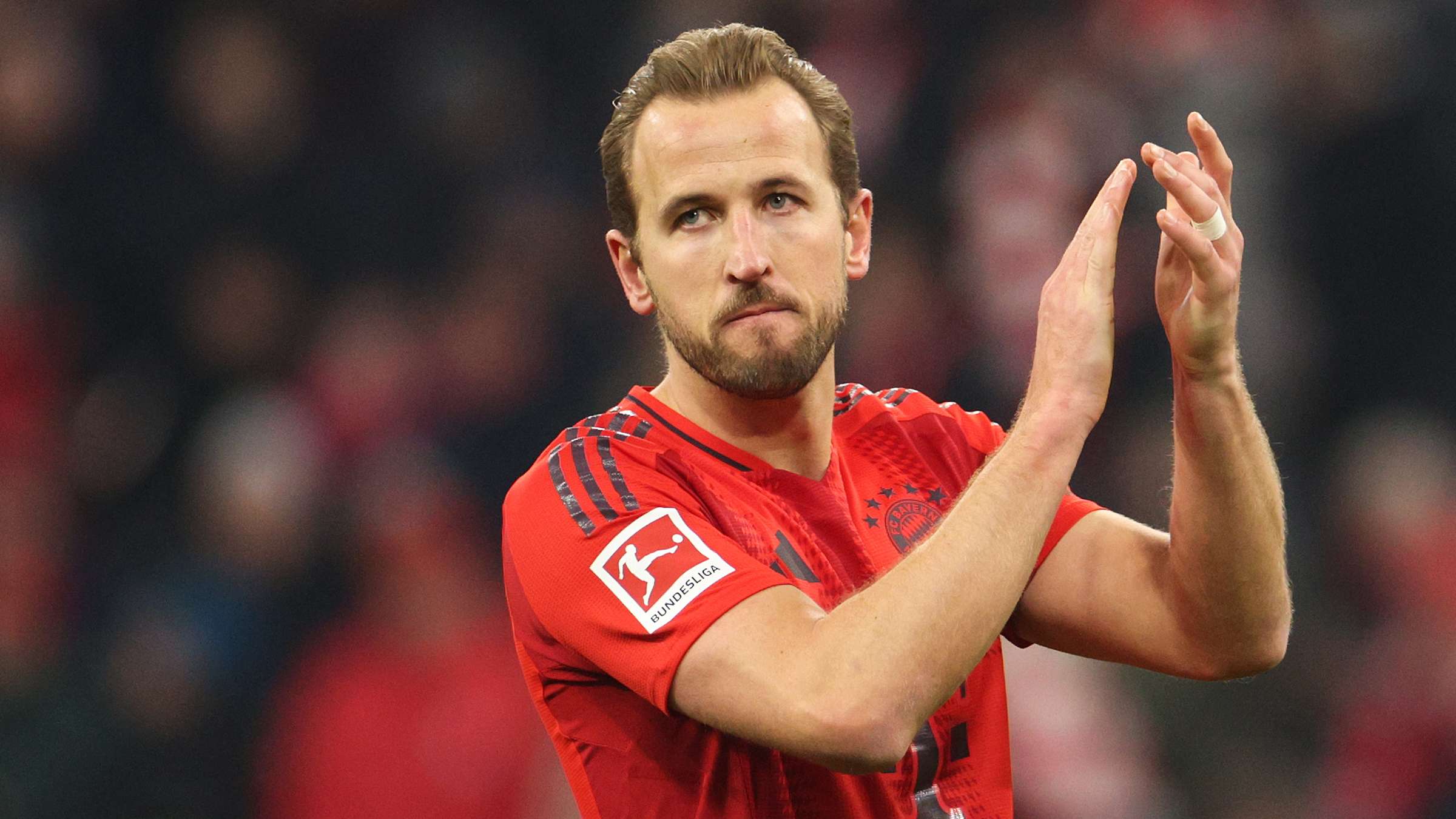 卡西利亚斯的辉煌岁月 欧冠传奇守门员的足球生涯全景回顾